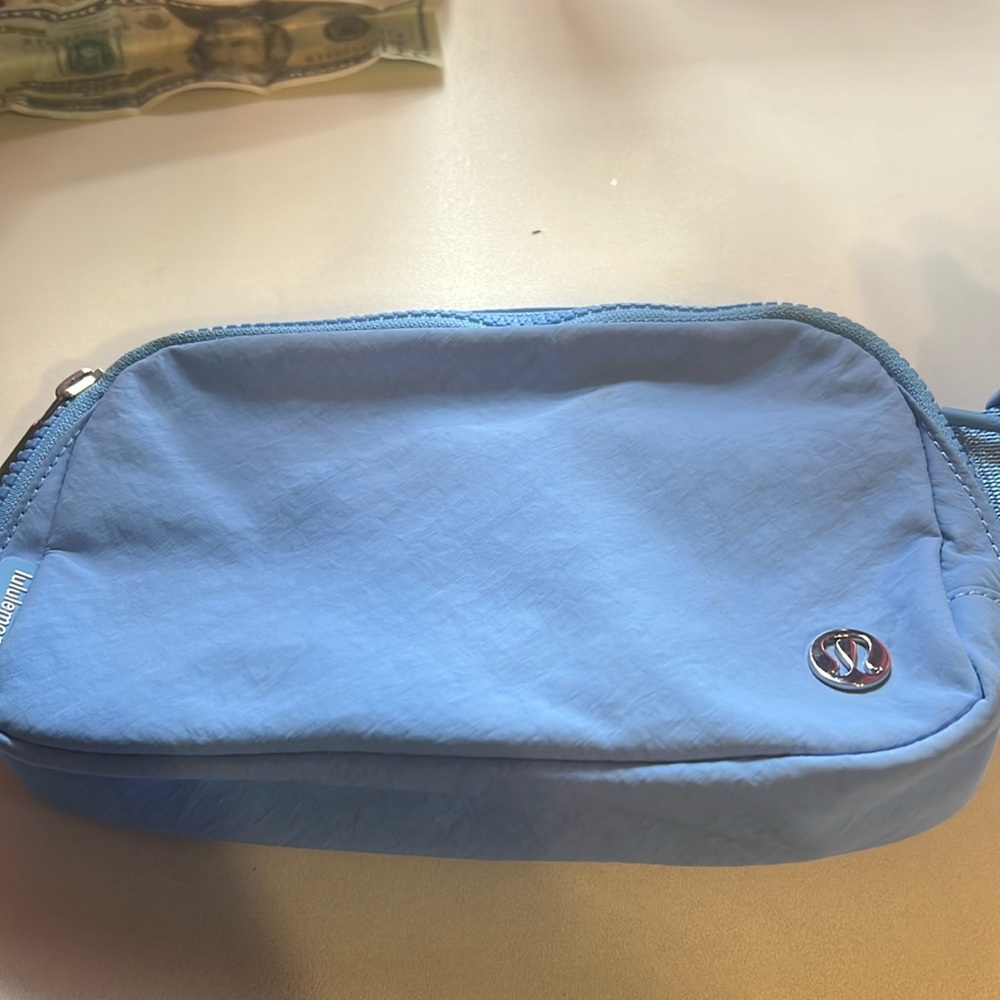 Lululemon belt bag